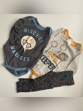 3-pc Harry Potter Set ‘Mischief Managed’ & ‘I’m a Keeper’ bodysuits, pants